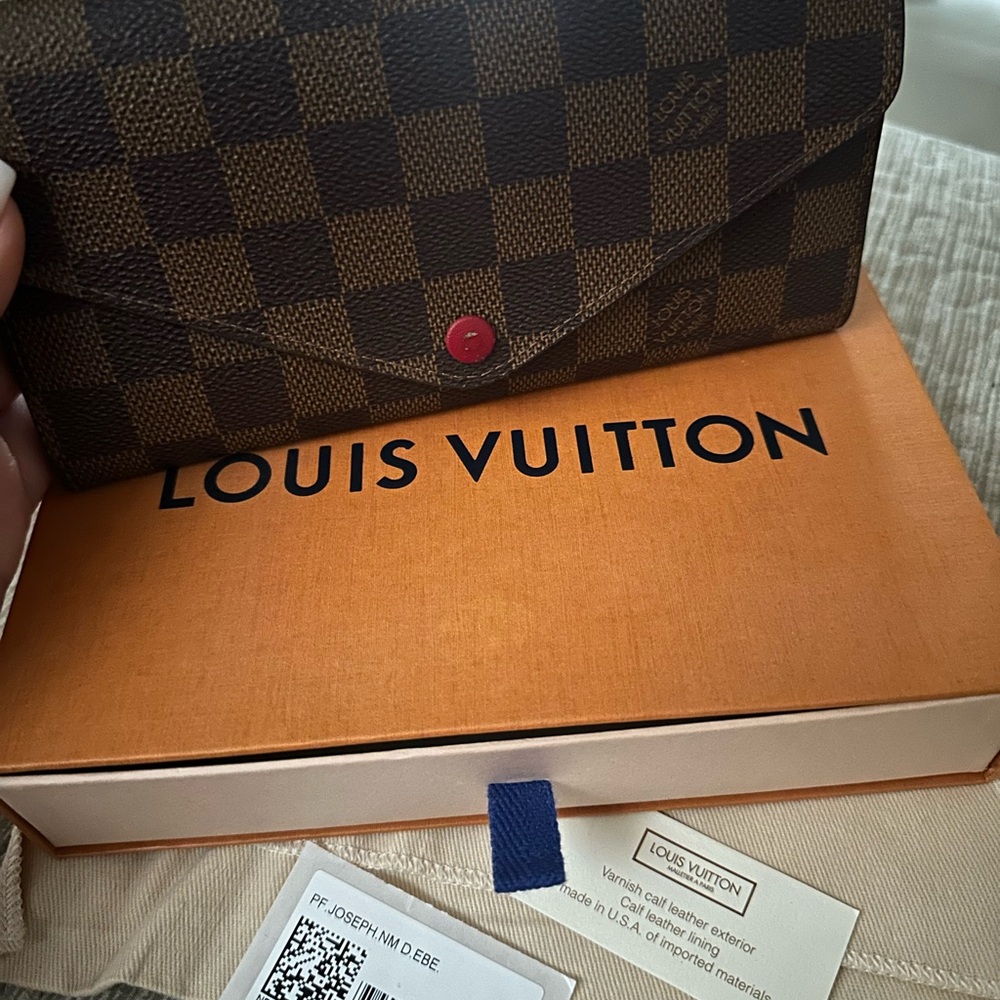 LOUIS VUITTON Damier Ebene Josephine red Wallet